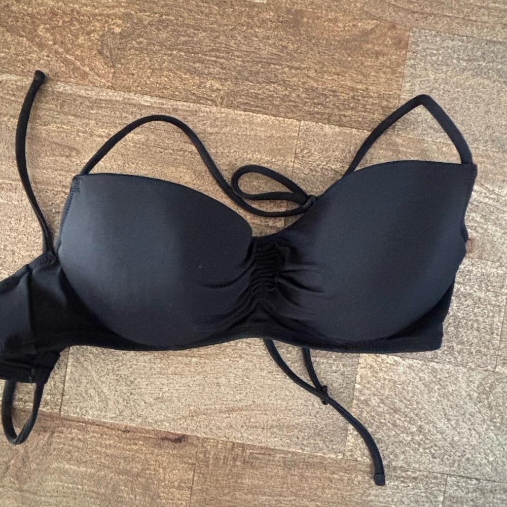 Shade & Shore Black Bikini top size 34B - Picture 2 of 7
